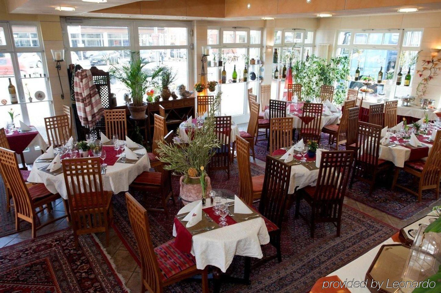 Hotel Henry Erding Restoran fotoğraf
