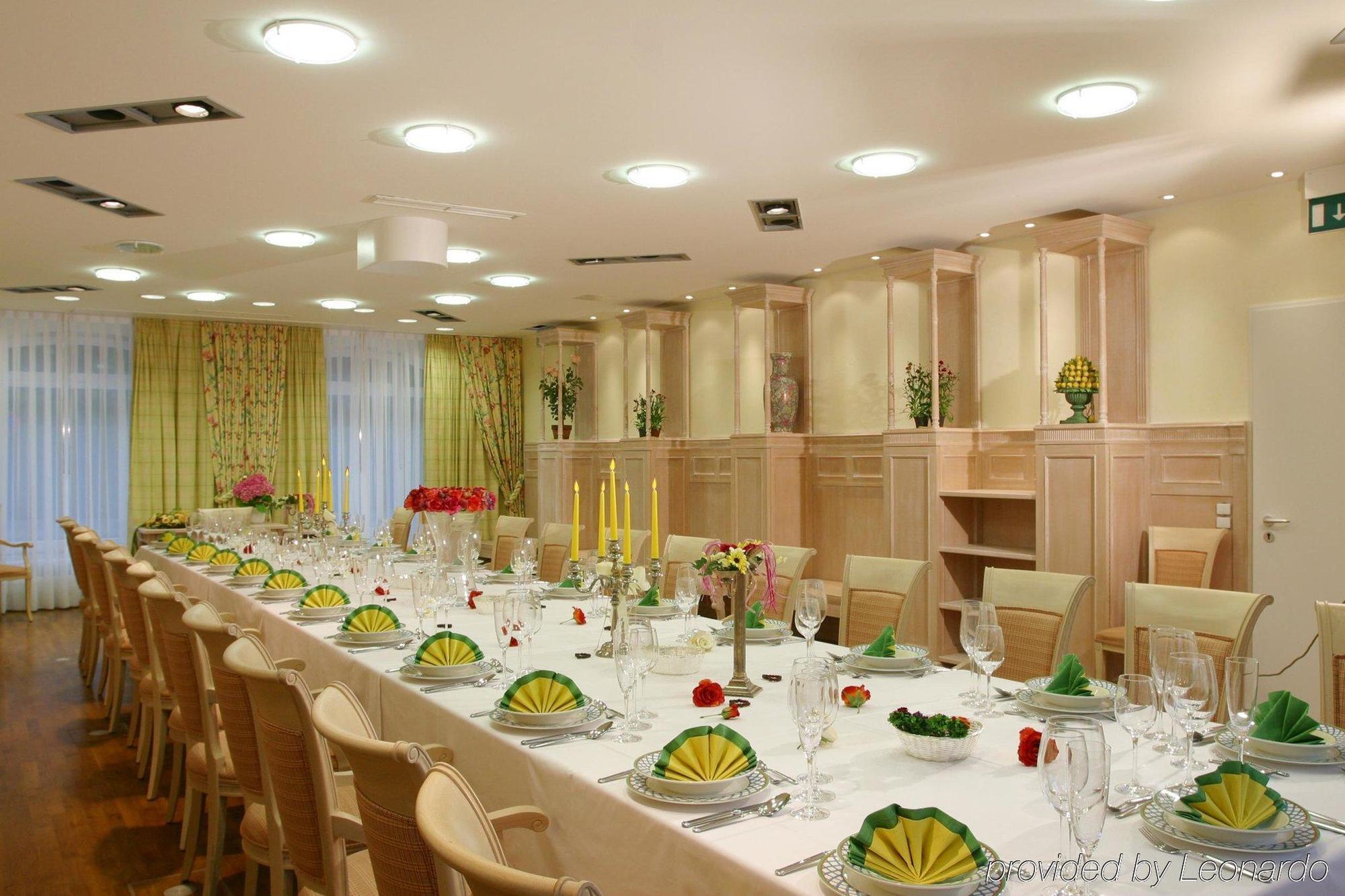 Hotel Henry Erding Restoran fotoğraf