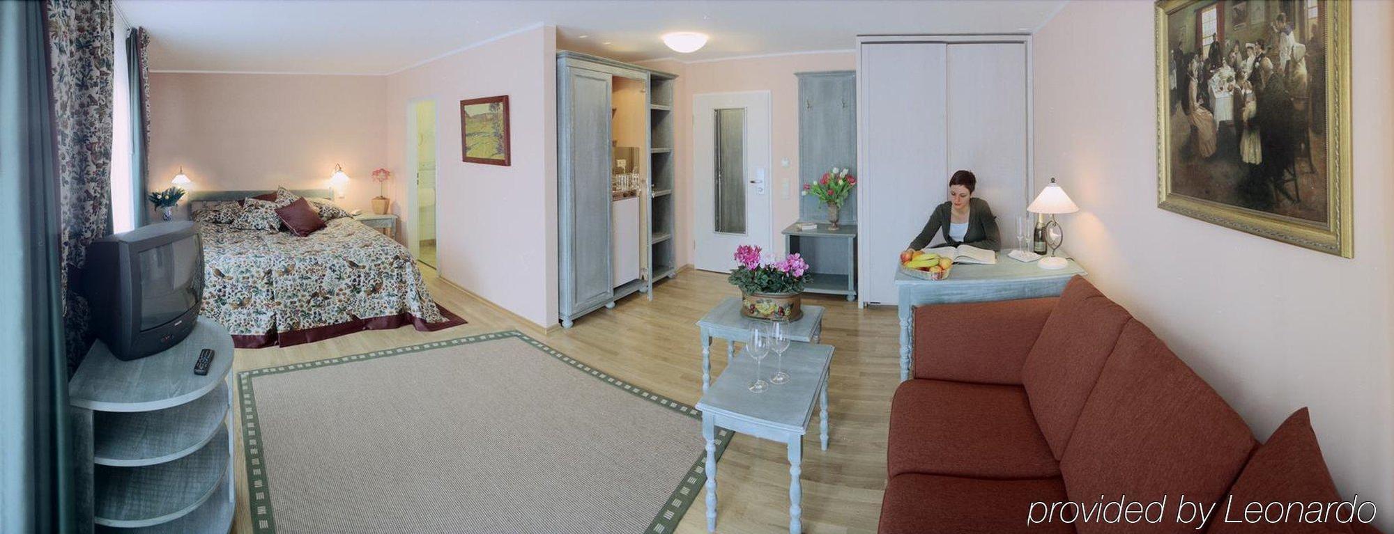 Hotel Henry Erding Oda fotoğraf